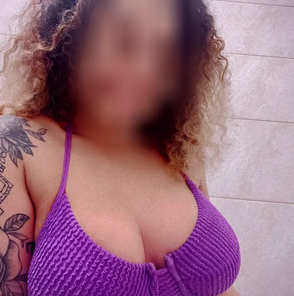 Maaike, 32